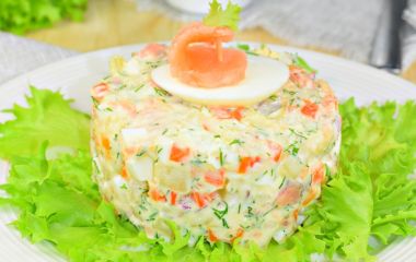 Салат «Фрегат»  з ікрою щуки